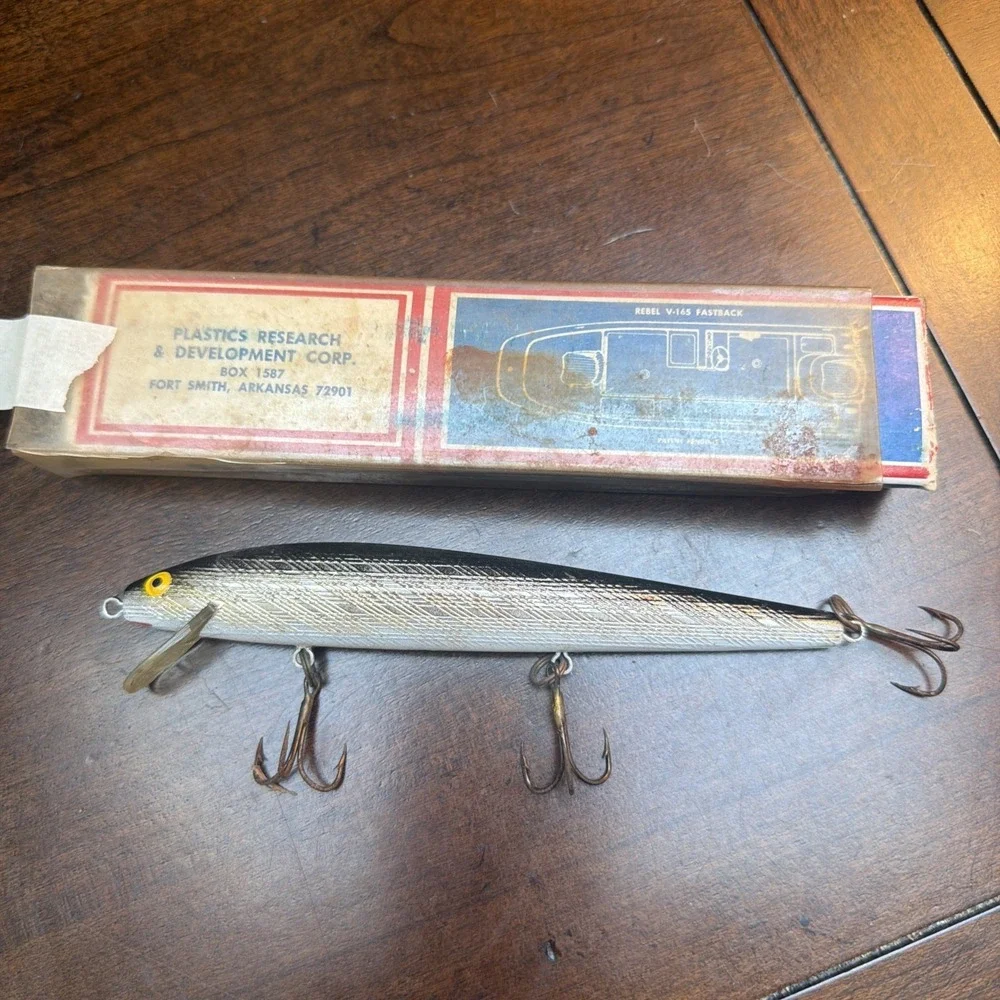 vintage rebel fishing lure In Original Box 6